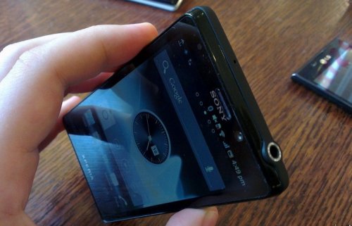     Sony Xperia T