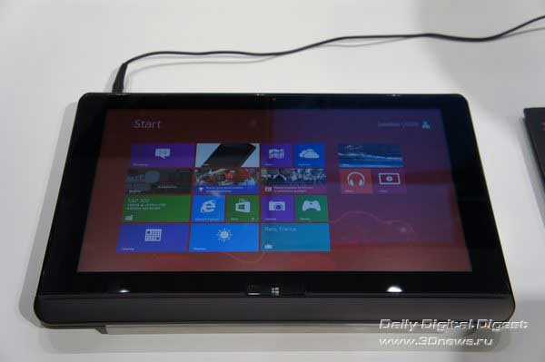 IFA 2012: ""  Toshiba Satellite U920T,  Satellite Z930  U840W