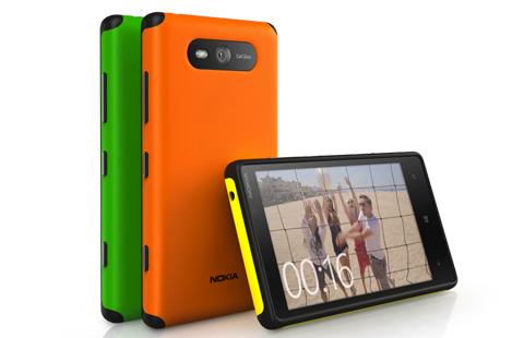 Nokia      Lumia 820