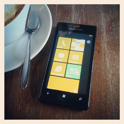 Alcatel    One Touch   Windows Phone 7.8