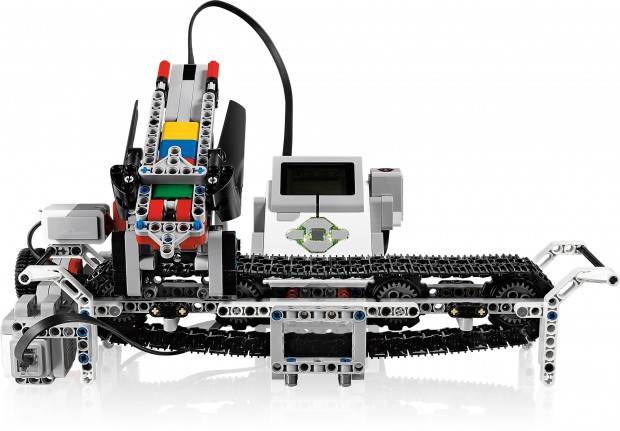CES 2013: LEGO     MindStorms EV3