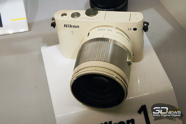 CES 2013: Nikon    J3, S1    