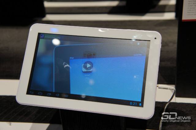 CES 2013: Polaroid  4    Android