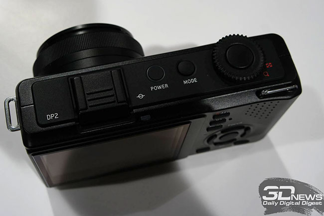 CES 2013:    Sigma DP1, DP2  DP3  46-  APS-C