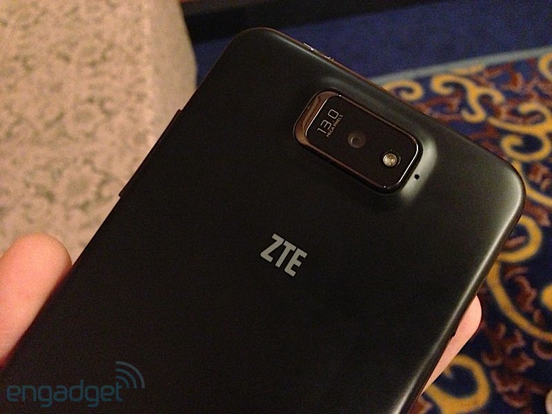     ZTE Grand Memo  5,7" 