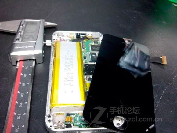 Apple iPhone 5S    Foxconn