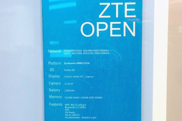 MWC 2013:     ZTE Open  Firefox OS