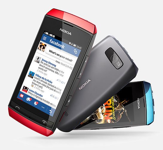 MWC 2013: Nokia Asha 305      