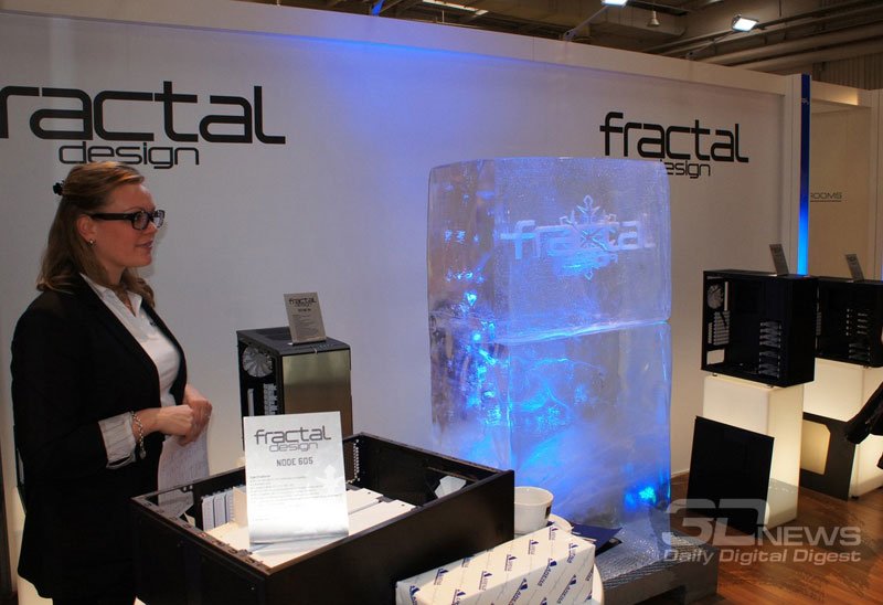 CeBIT 2013:     Fractal Design