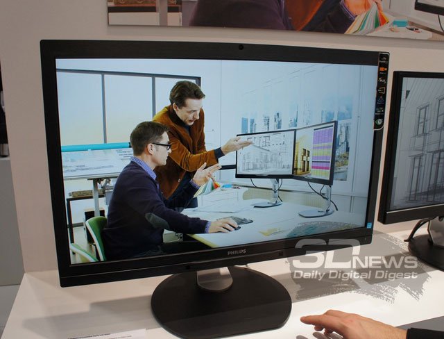 CeBIT 2013:  Philips 231P4U, Philips 272P4QPJKEB, AOC g2460Pqu  AOC q2963Pm