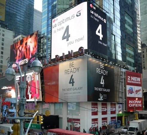 LG  Samsung     Times Square