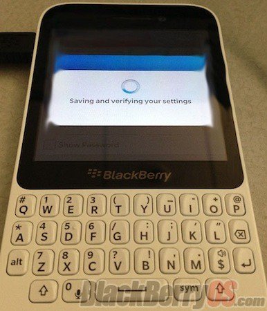    QWERTY- R-   BlackBerry 10