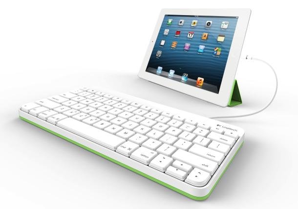 Logitech     iPad