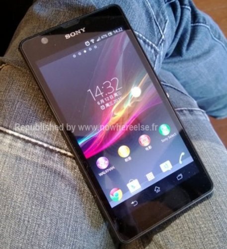  Sony Xperia ZU    4 