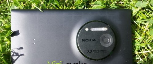    - Nokia Lumia 1020