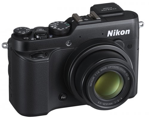 IFA 2013:  Nikon Coolpix P7800   