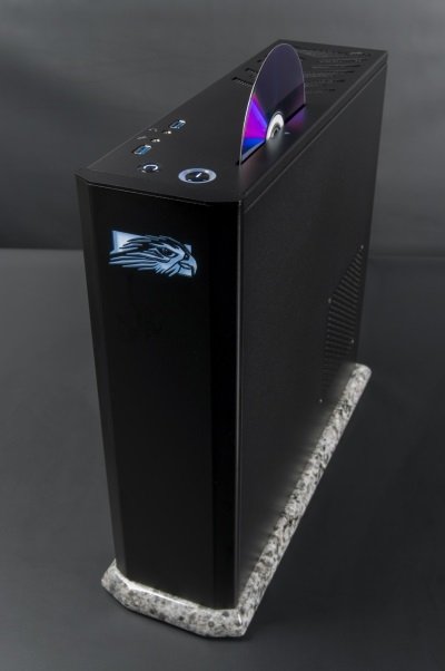 Valve    Steam Machines:   AMD