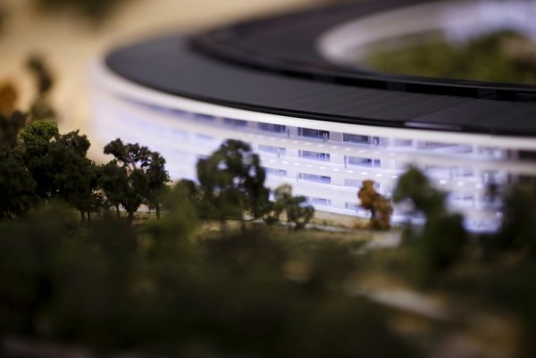 &#61487;     Apple Campus 2