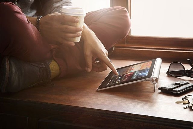     Lenovo Yoga 10   FullHD-   Snapdragon