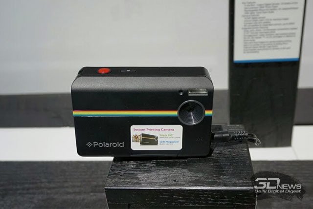 CES 2014:    Polaroid