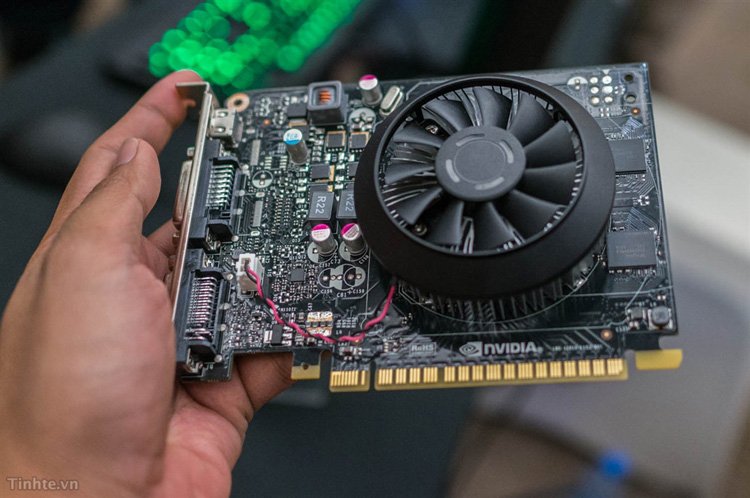   GeForce GTX 750/750 Ti  NVIDIA