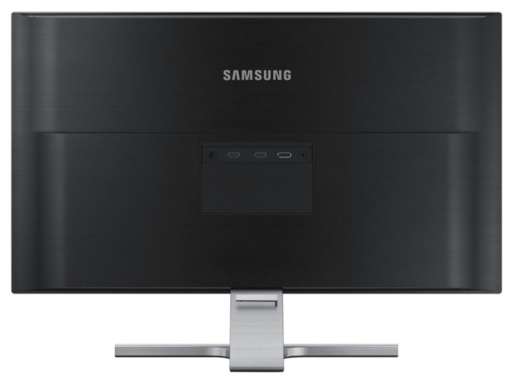  Samsung UD590  4K   700  