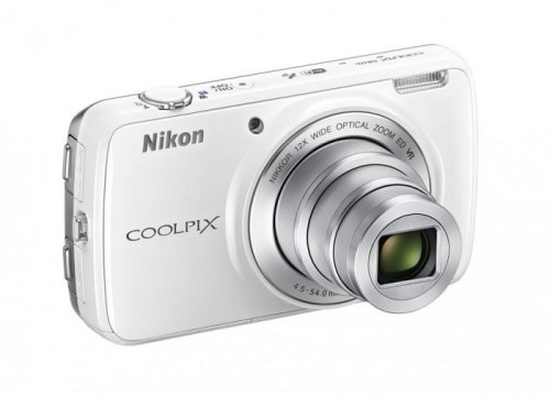 Nikon  Coolpix S810c      Android